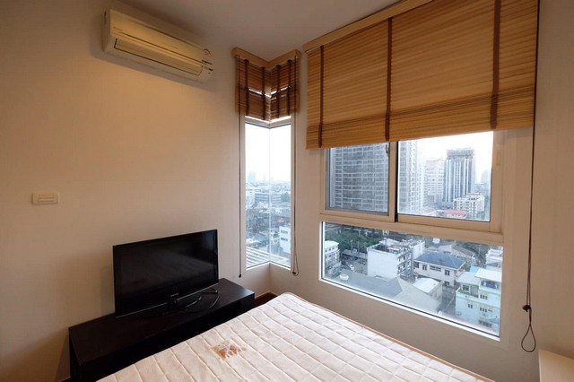 Ivy Sathorn 10 Fully furnished 14th floor BTS Chong Nonsi