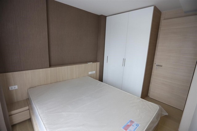 Klass Silom fully furnished beautiful view peaceful private BTS Chong Nonsi