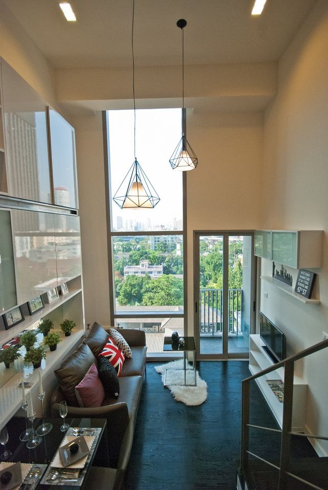 For rent 1bedroom duplex type at IDEO Morph 38 [ BTS Thonglor ].